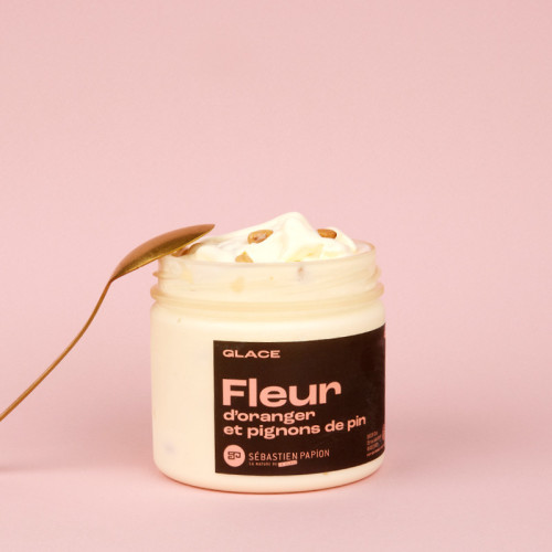 Glace Fleur d'oranger et pignons de pin